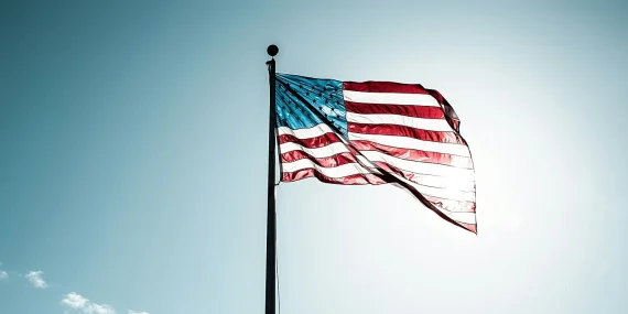 ABD’YE VİZESİZ SEYAHAT KURALLARI SIKIŞIYOR: SOSYAL MEDYA VE BİYOMETRİK VERİ ZORUNLULUĞU YOLDA