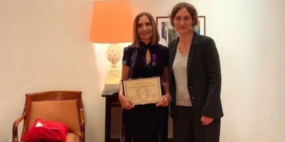 FERDİYE ERSOY’A FRANSA DEVLET NİŞANI ‘OFFİCİER DES PALMES ACADÉMİQUES’ TAKDİM EDİLDİ