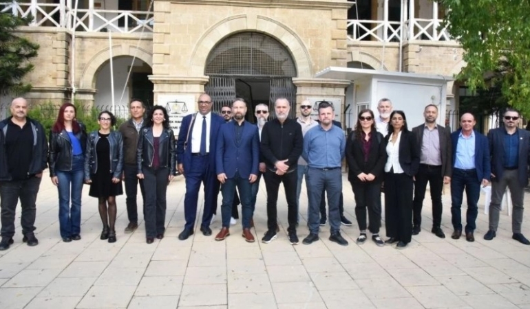 “22 ÖĞRETMENİN 2 POLİSİ DARP ETTİĞİ” İDDİASI İLE AÇILAN DAVA GERİ ÇEKİLDİ