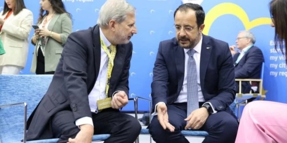 HRİSTODULİDİS, YARIN ERHÜRMAN İLE GÖRÜŞMESİNİN ÖNCESİNDE AB’NİN KIBRIS ÖZEL TEMSİLCİSİ HAHN İLE BULUŞACAK