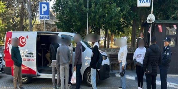 İÇİŞLERİ BAKANLIĞINDAN DÖRT İLÇEDE EŞ ZAMANLI DENETİMLER: YASAL STATÜSÜ OLMAYAN İKİ KİŞİYE YASAL İŞLEM