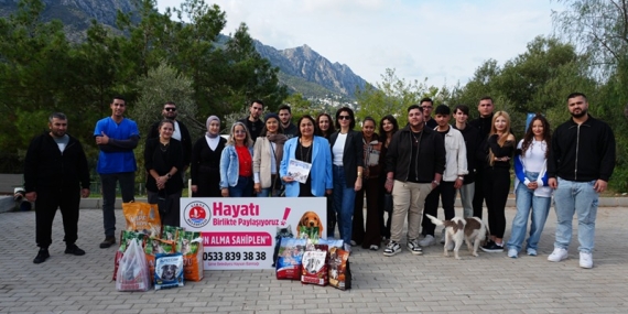 GAÜ İletişim Fakültesi’nden Hayvan Barınağına Anlamlı Ziyaret