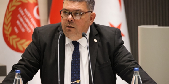 ÖZDEMİR BEROVA: ŞAMPİYON MELEKLER, KKTC’NİN GÖNÜLLERİNDE SİLİNMEYECEK BİR İZ OLARAK YAŞAMAYA DEVAM EDİYOR