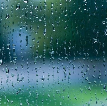 canva-rain-on-window-MAC79QxOths