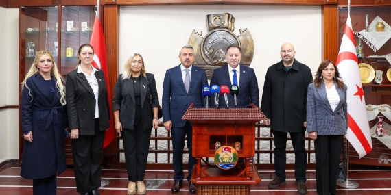 ÖZTÜRKLER: KIBRIS TÜRK HALKININ GELECEĞİ, TÜRKİYE İLE OMUZ OMUZA İLERLEMEKTEN GEÇİYOR