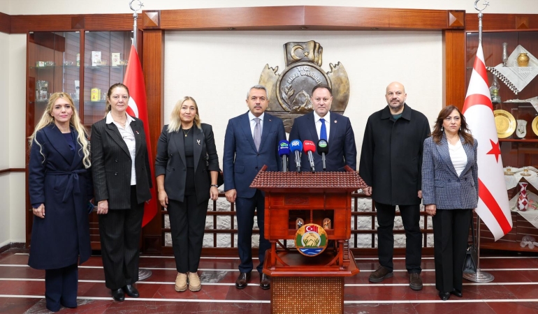 ÖZTÜRKLER: KIBRIS TÜRK HALKININ GELECEĞİ, TÜRKİYE İLE OMUZ OMUZA İLERLEMEKTEN GEÇİYOR