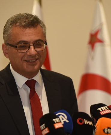 b8b9a5f9-3871-4198-8916-5ccf9a6a1570