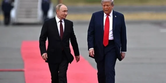 DONALD TRUMP: PUTİN, UKRAYNA’YA BİR HAFTA SALDIRMAMA TALEBİNİ KABUL ETTİ