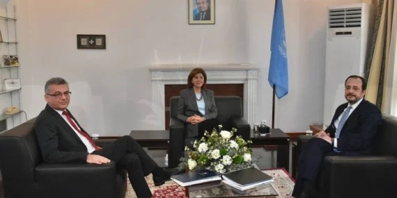 ERHÜRMAN VE HRISTODULIDIS, HOLGUIN EV SAHİPLİĞİNDE ARA BÖLGEDE BİR ARAYA GELDİ