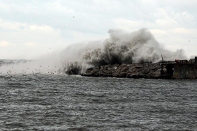 17702888392831769164381023deniz fırtına