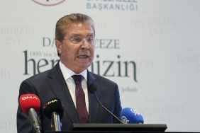 KKTC Başbakanı Üstel, Fuat Sezgin İslam Bilim Tarihi Araştırmaları Vakfı Mütevelli Heyeti Toplantısı'nda konuştu