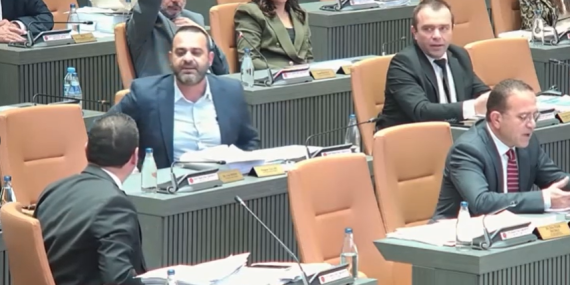 MECLİS’TE YARGI REFORMU TARTIŞMASI KAVGAYA DÖNÜŞTÜ