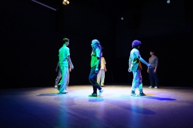 1774683906989ARUCAD Dünya Tiyatrolar Günü’nü Bandabuliya Sahnesi’nde Özel Bir Programla Kutladı-3