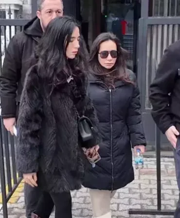 69c244c9a77c1ee03e7bf941