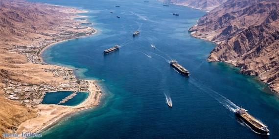 HÜRMÜZ BOĞAZI’NDAN TÜRK SAHİPLİ İLK GEMİ GEÇTİ