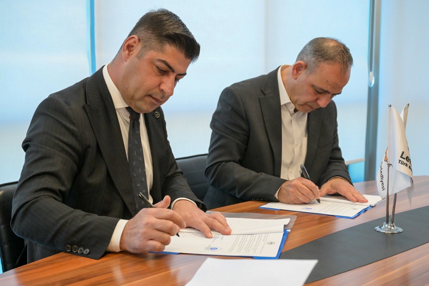 LEFKOŞA TÜRK BELEDİYESİ AKARYAKIT TEDARİK İHALESİNİ SONUÇLANDIRDI