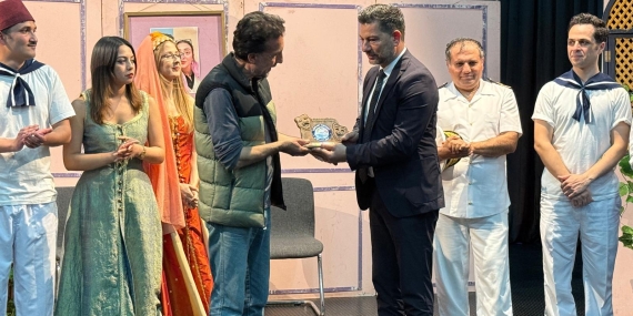 ESENTEPE KÜLTÜR SARAYI DÜNYA TİYATRO GÜNÜ’NDE YENİDEN KAPILARINI AÇTI