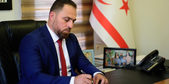 Çavuş, Şanlıurfa ve Kahramanmaraş’taki silahlı saldırılardan duyduğu üzüntüyü dile getirdi