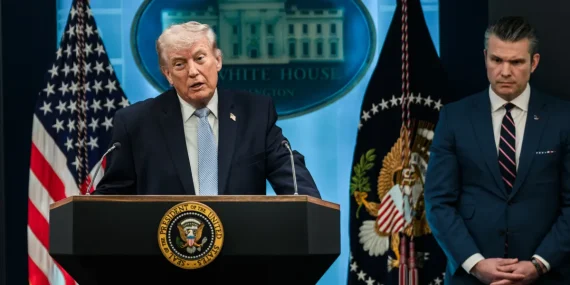 “TRUMP: ABD GÜÇLERİ ‘GERÇEK ANLAŞMA’ UYGULANANA DEK BÖLGEDE KALACAK”