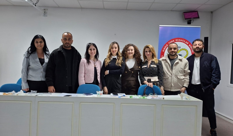 ECZACILAR BİRLİĞİ GENEL KURULU YAPILDI. BAŞKAN UMUT ÖKSÜZ
