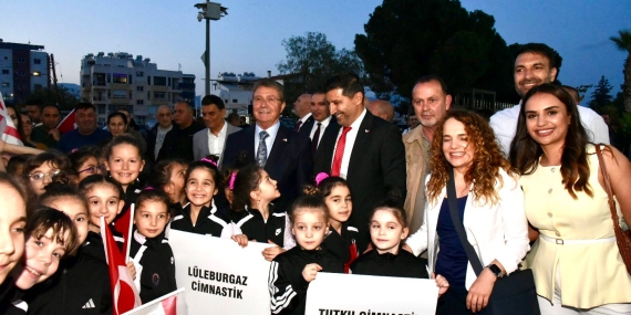 3. Yakın Doğu Üniversitesi Cimnastik Şöleni Başbakanlık’ta yapıldı