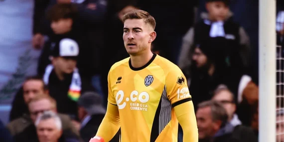 Amerikalı kaleci Klinsmann’ın maçta boynu kırıldı!