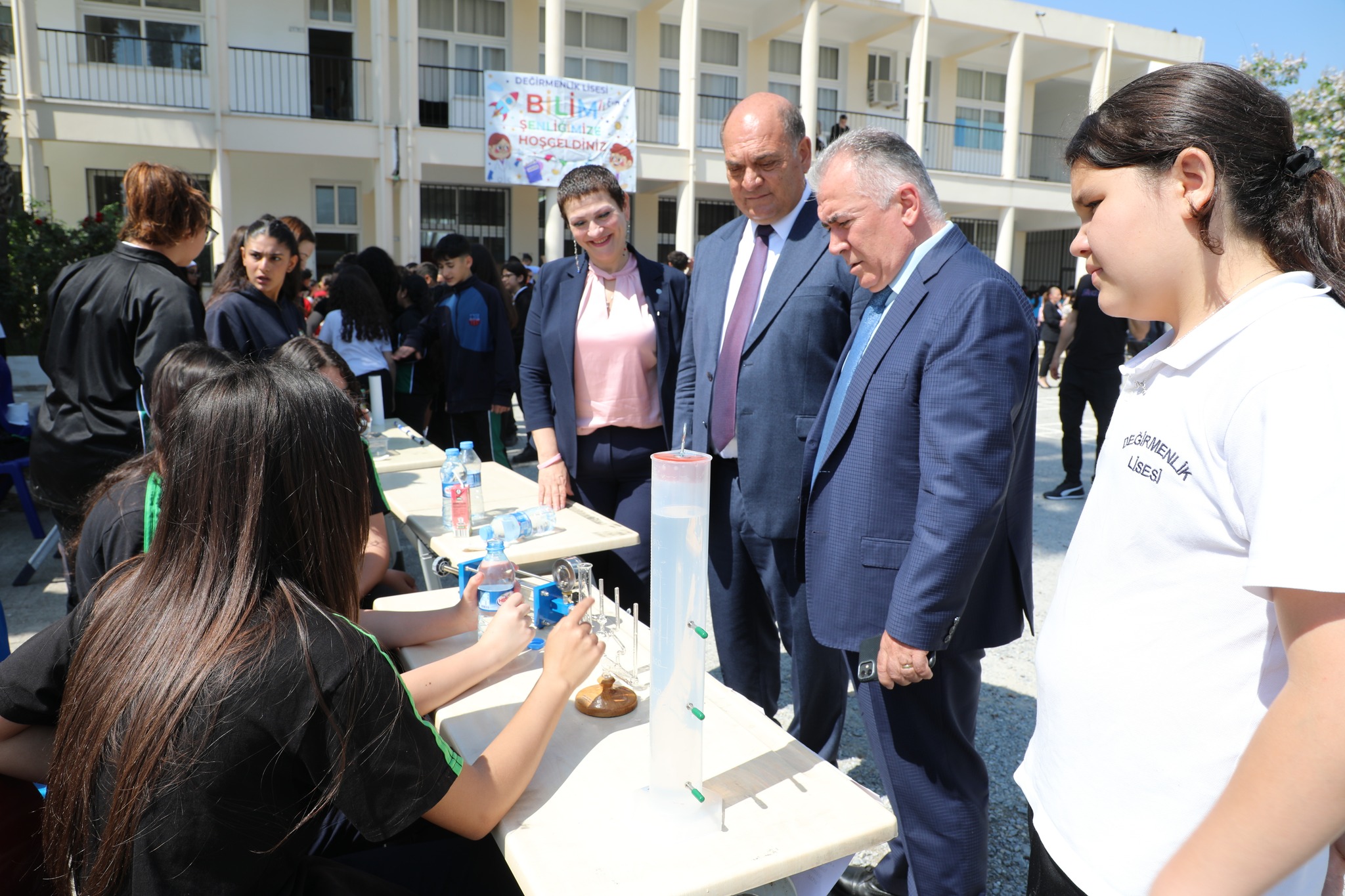 Karavezirler, Değirmenlik Lisesi Bilim Şenliği’nde gençlerle buluştu
