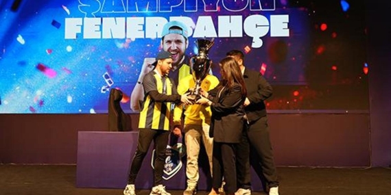 eSüper Lig’de şampiyon Fenerbahçe oldu