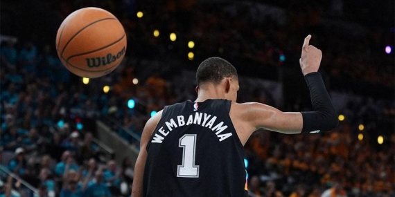 Wembanyama, 22 yaşında NBA’de Yılın savunma oyuncusu seçilerek tarihe geçti
