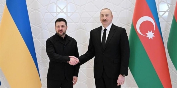 Aliyev ve Zelenskiy Azerbaycan’ın Gebele şehrinde görüştü