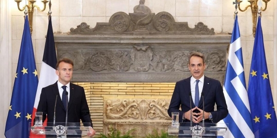 Yunanistanda gündem, Macronun ziyareti! Fransaya güvenilmez –