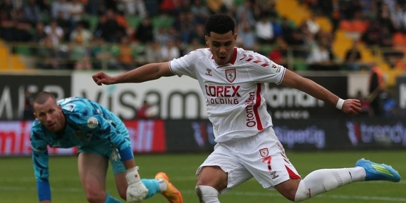 Son Dakika Spor Haberi | Samsunspor, gol düellosunda Alanyasporu geçti