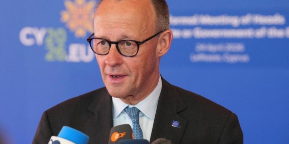 Merz: ABD, İran liderliği tarafından aşağılanıyor