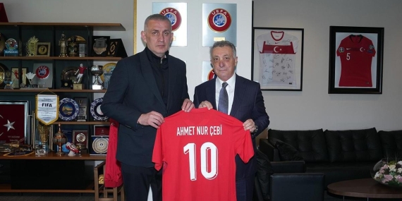 Beşiktaş’ın eski başkanı Çebi, Hacıosmanoğlu’nu ziyaret etti