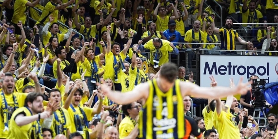 Fenerbahçe, EuroLeague play-off serisine galibiyetle başladı