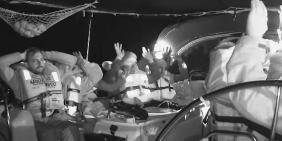 Skandallarla dolu açıklama! İsrail Sumud’a saldırdı, Yunanistan izledi