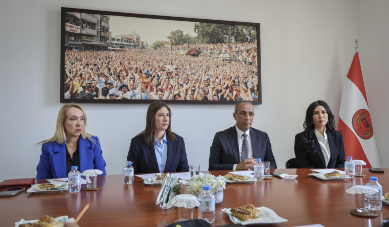 CTP, KIBRIS TÜRK OTELCİLER BİRLİĞİ HEYETİNİ KABUL ETTİ