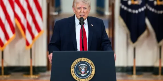 Trump: İran mali olarak çöktü