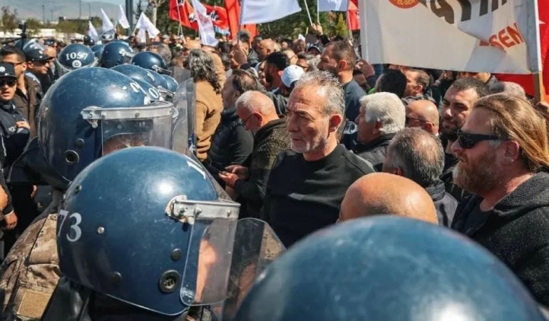 MUSTAFA YALINKAYA: MESELE BÜYÜKTÜR, MESELE YURT MESELESİDİR