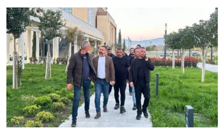 SENDİKA TEMSİLCİLERİ ERHÜRMAN İLE GÖRÜŞMESİNİ TAMAMLADI