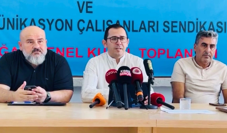 ​ÜREDİ: “DİJİTAL ALANDA EGEMENLİĞİMİZİN DIŞ MÜDAHALEYE KAPATILMASI ŞARTTIR!”