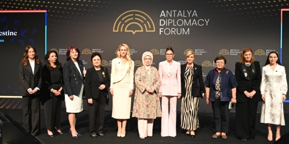 Zerrin Üstel: Eğitimin yeniden inşası, geleceği korumaktır