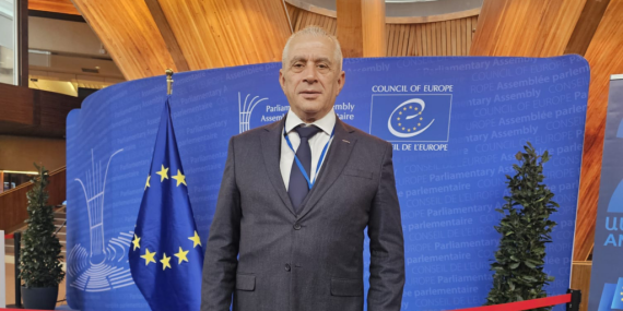 AKPM’de konuşan Taçoy: “Kıbrıslı Türkler fiziki saldırılara, şiddet eylemlerine maruz kaldı”