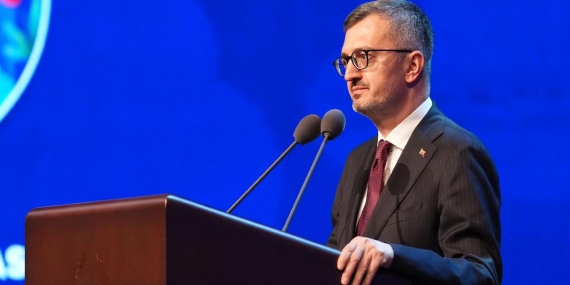 Burhanettin Duran: Çocuk sesi insanlığın umududur