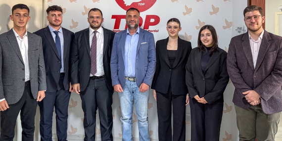 Çeler: “Ülkenin kaderini gençler yazacak”