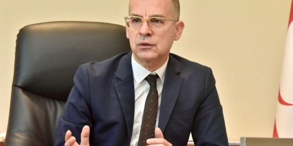 Dânâ: “Rum tarafının üçüncü ülkelerle anlaşma yapması çözüm atmosferi çabalarına ciddi darbe vuruyor”