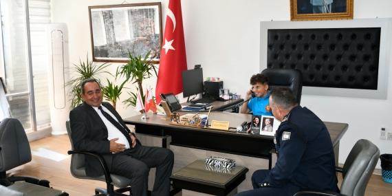 Dr. Suat Günsel Devlet İlkokulu öğrencilerden PGM Vekili Karagil’e ziyaret