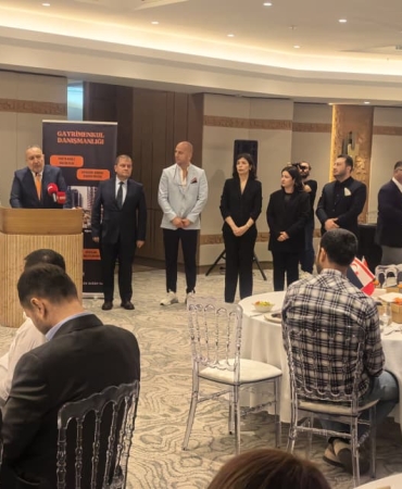 eab00c9b-edc0-4acb-a598-30094c0b0a94