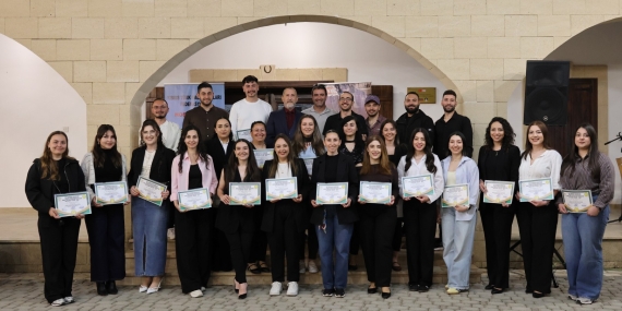 Halk danslarında eğitmenlik sertifikaları verildi