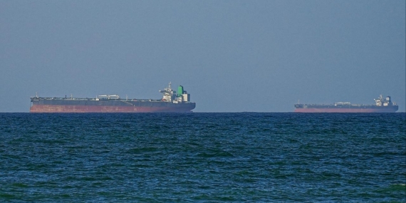 Hürmüz Boğazı’na ilerleyen gemiler U dönüşü yaptı